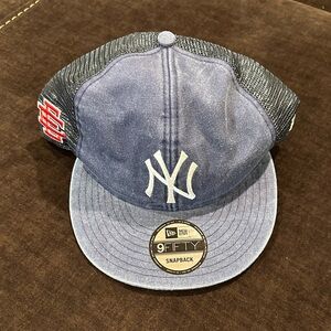 Eric Emanuel x New Era Snap Back Trucker Hat (Yankees)